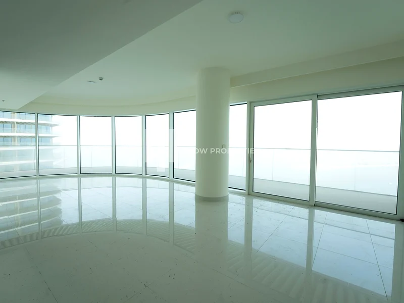 منظر خلاب على النخيل | شرفة منحنية | تخطيط واسع | جديد بالكامل63733317850241114