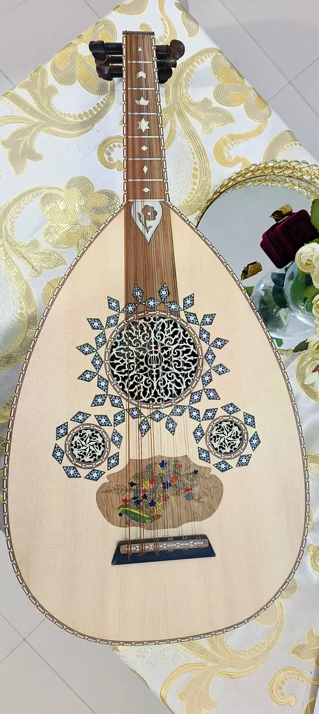 Spring has returned. Unique model by Al-Atar.63198623217667113