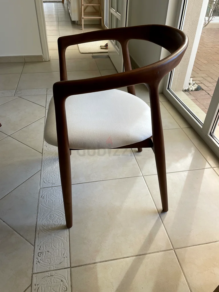 Stylish Mid-Century Modern Dining Chairs - Perfect for Your Home!63211917680642111