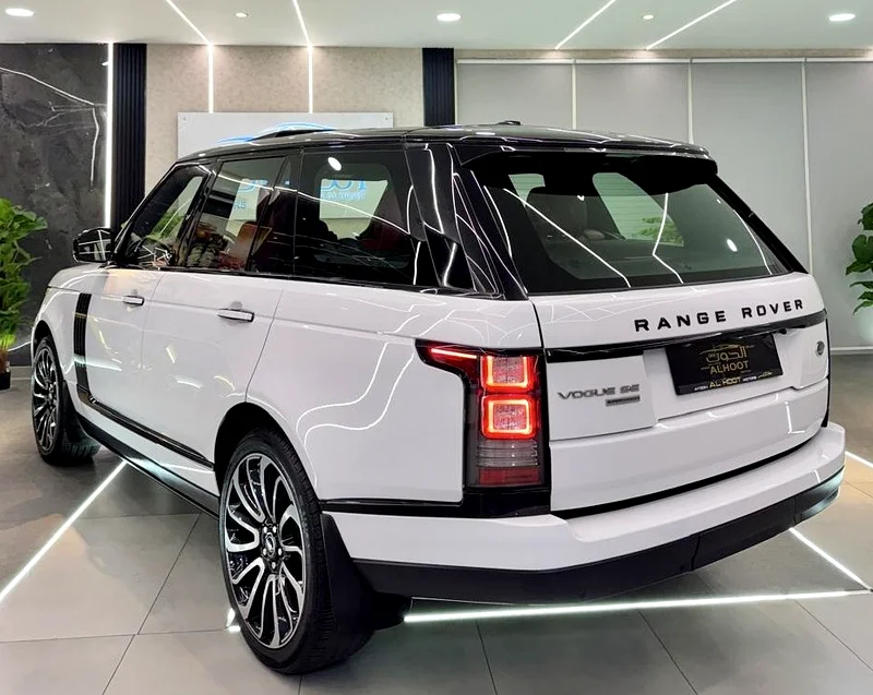AUTOBIOGRAPHY SUPERCHARGED RR VOGUE V8 || GCC || SERVICE CONTRACT || FULLY LOADED || 133k MILES ONLY63232138499329112