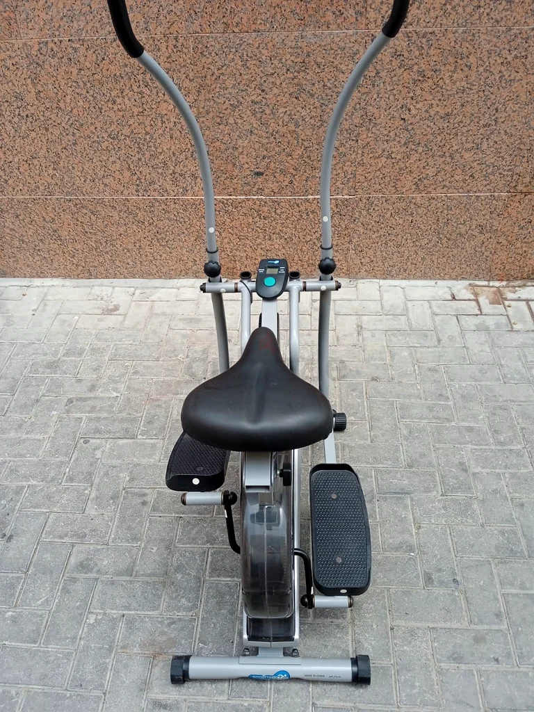 Elliptical cross trainer63243195489795112