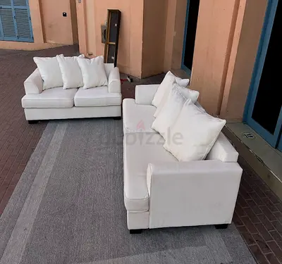 perfect condiiton the one sofa set