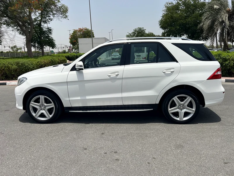 MERCEDES BENZ ML400 خيارت كاملة، سجل صيانة متوفر، مالك واحد فقط62863730892802114