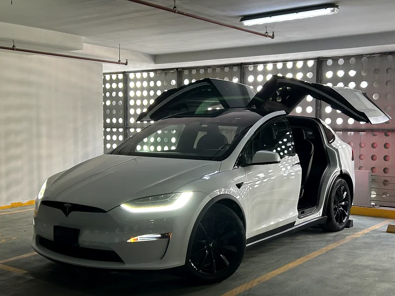 Tesla Model X | 2023 - Canadian Specs - Original Paint63134989225857112