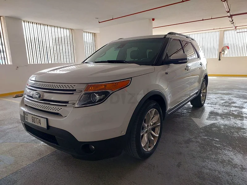 Ford Explorer Limited / at a special price631694455078411125