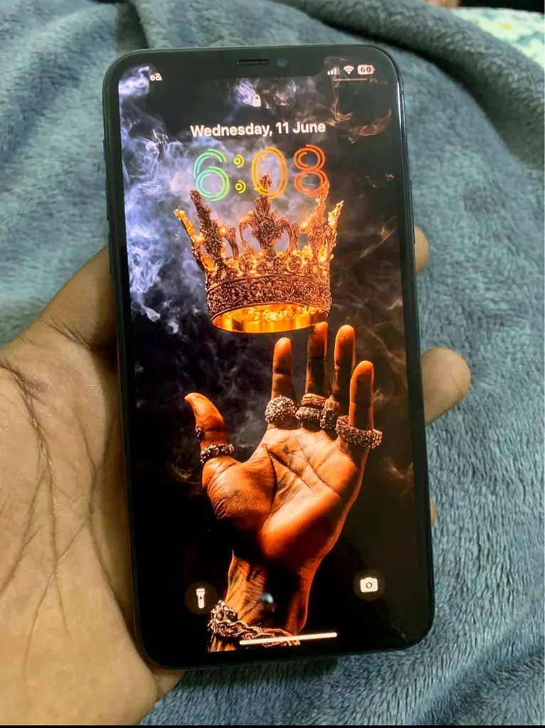 iPhone 11 pro max new63214426940545111
