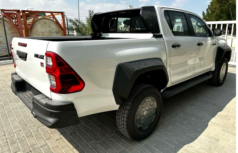 Toyota Hilux GR 2.8 only export62931648173443111