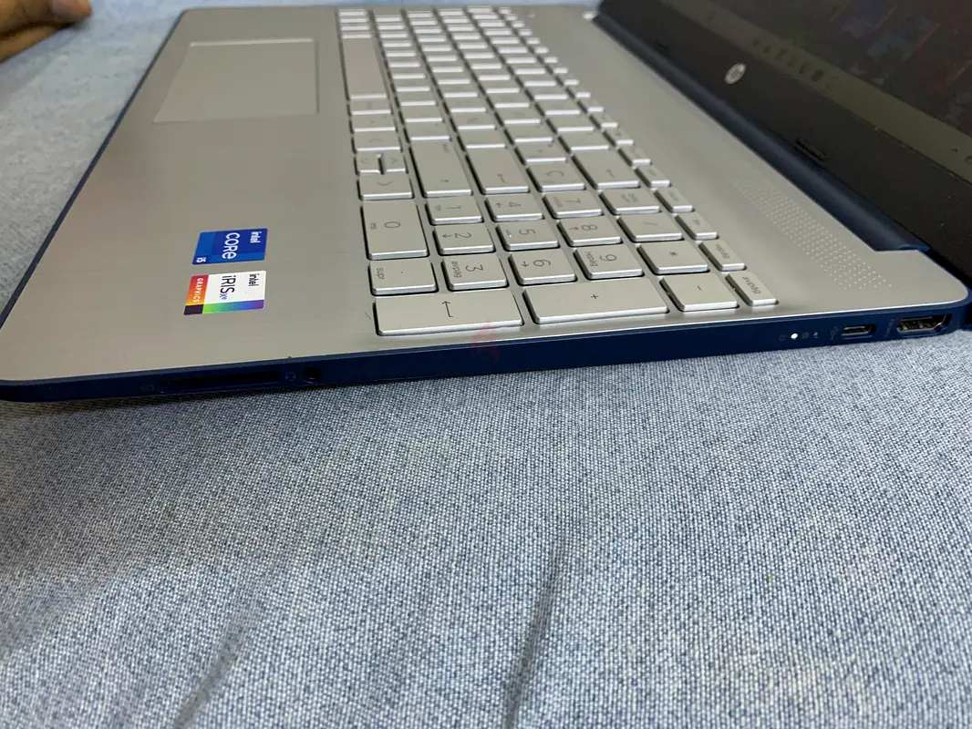 HP 15s laptop63255532770819114