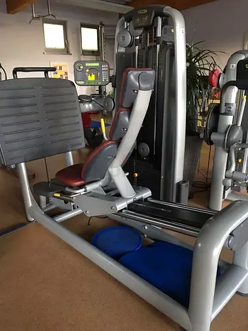 Technogym Leg Press: Fitness Machine