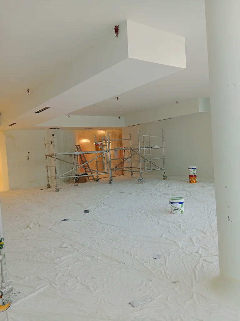 Gypsum board carpenter 🪚63218319951875111