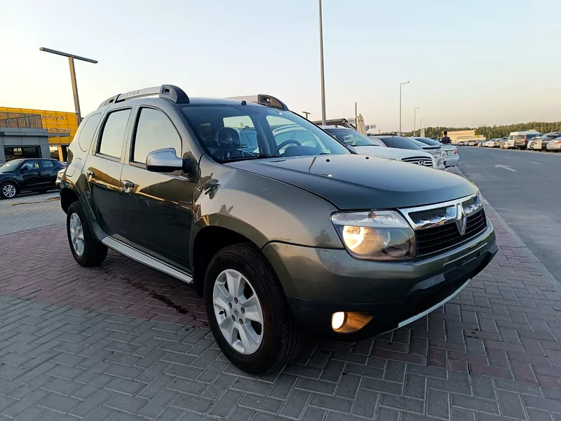 Renault Duster Gulf 201562934684208642111