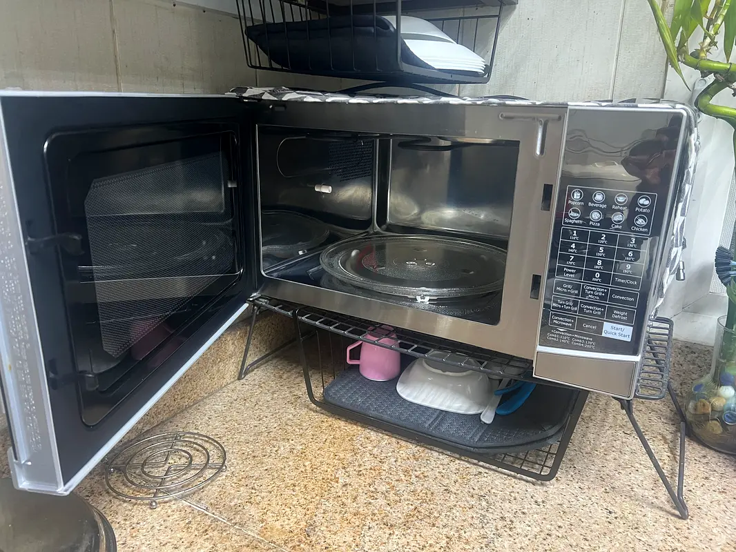 Convection  Microwave oven for heating baking etc 30 liters oven