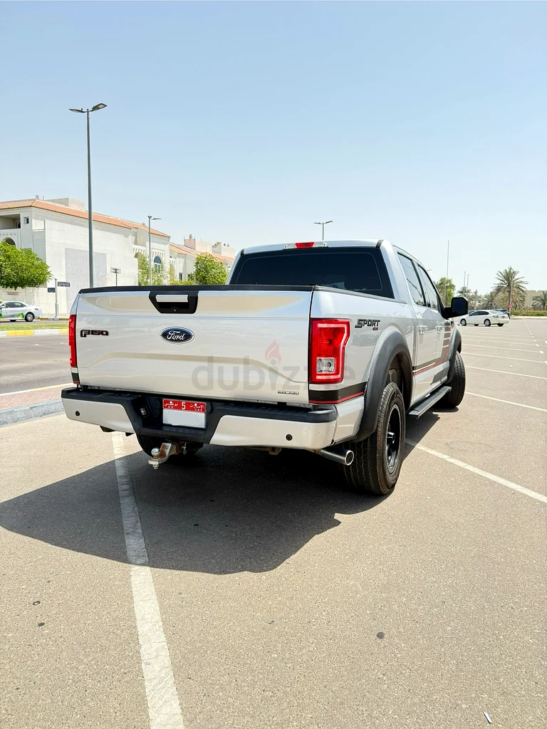 URGENT SALE | NO MAJOR ACCIDENT | 2015 F-150 (Raptor kit)63150948494851112