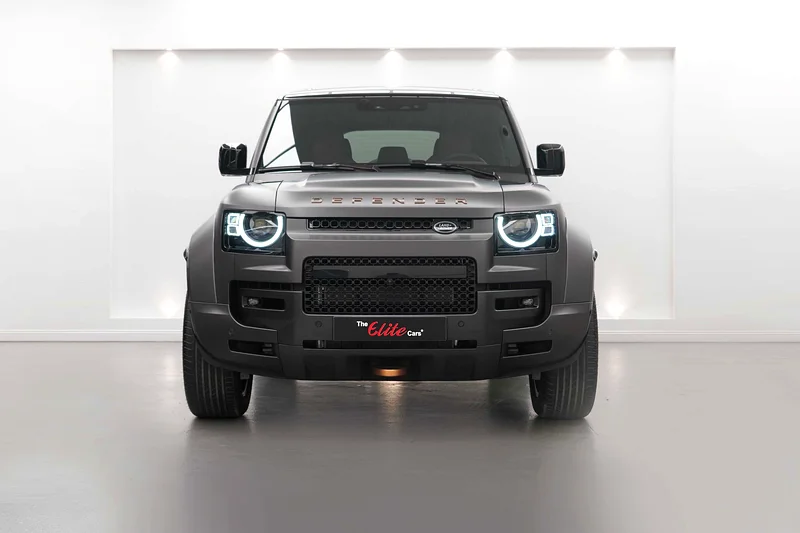 2025 LAND ROVER DEFENDER 110 OCTA / 20 INCH RIMS / MERIDIAN SURROUND / DEALER WARRANTY AND SERVICE63233102073985114