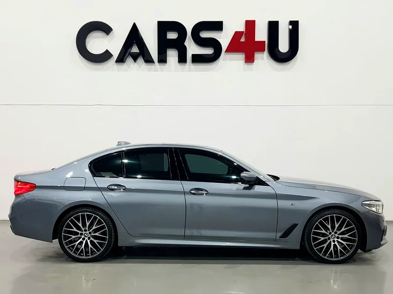1,999 AED Monthly/2018 GCC BMW 540i / V6 M-sport/ agency service package until 160,000km63229279758211113