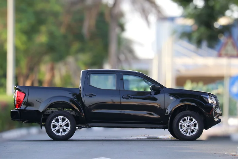 نيسان D23 دي سي 2.5 سي بلس 4X4 مانيوال 2025 - للتصدير63167092725889112