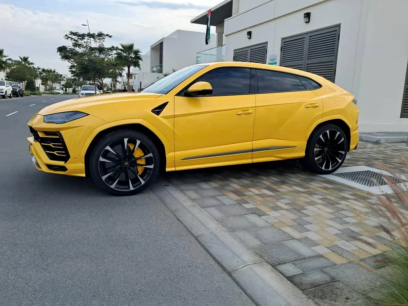 Lamborghini Urus performante62930628803970114