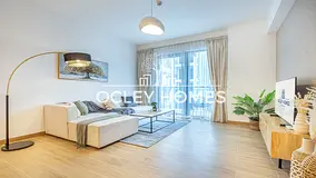 Charming Home in LaMer with Private Beach