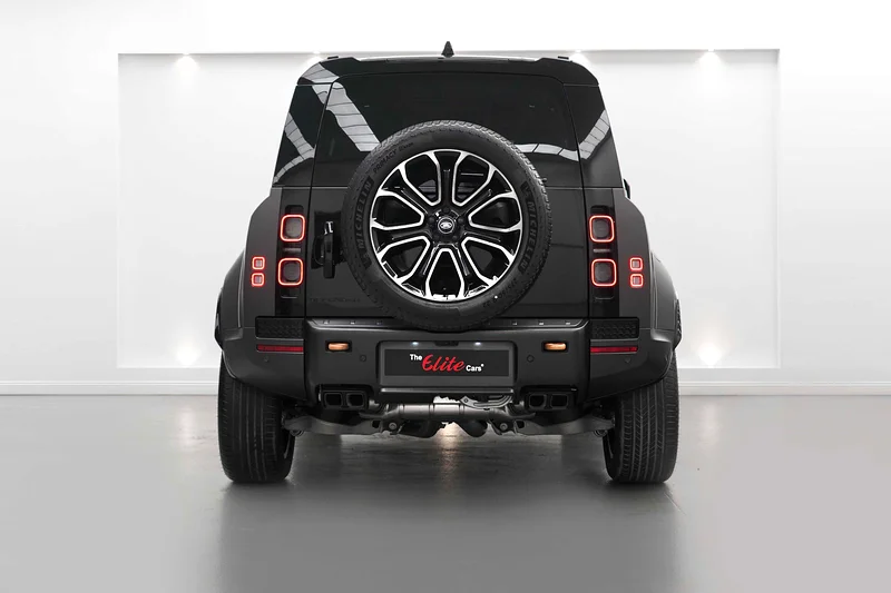 2025 LAND ROVER DEFENDER 110 OCTA / 20 INCH RIMS / MERIDIAN SURROUND / DEALER WARRANTY AND SERVICE63233102073985112