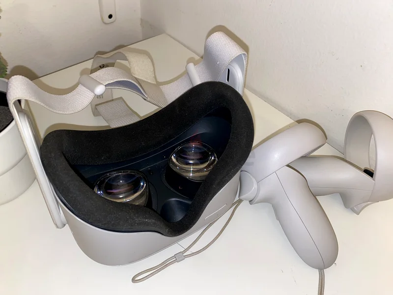 Oculus Quest 2 الواقع الافتراضي – مستخدم بشكل بسيط، 256 جيجابايت — بيع عاجل63264592608386112