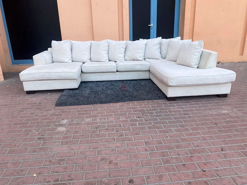 الكنبة ذات الشكل الحرف U من One Kingstone، واسعة وأنيقة، لمجالس الجلوس الخاصة بك63185234557059112