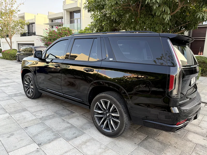 Cadillac Escalade 2021 GCC Spec One owner Full Service History from Al Ghandi. Extended warranty63176619926785111
