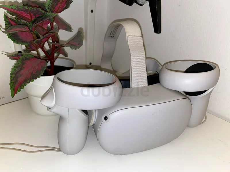 Oculus Quest 2 الواقع الافتراضي – مستخدم بشكل بسيط، 256 جيجابايت — بيع عاجل632645926083861128