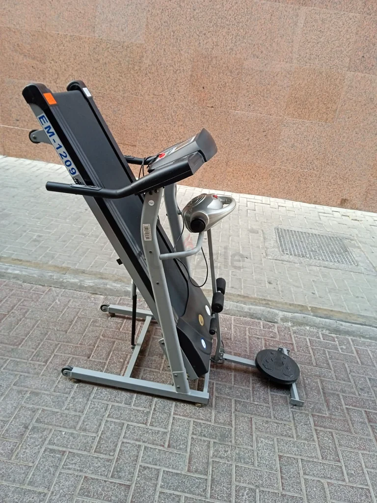 Skyland treadmill 3 in 163242691998210112