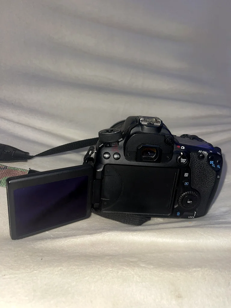 Camera canon 70D63234133508227111