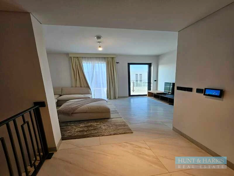 5 Bedroom Villa for Sale Al Hamra Village - Beach Front - Luxury63860144184706114