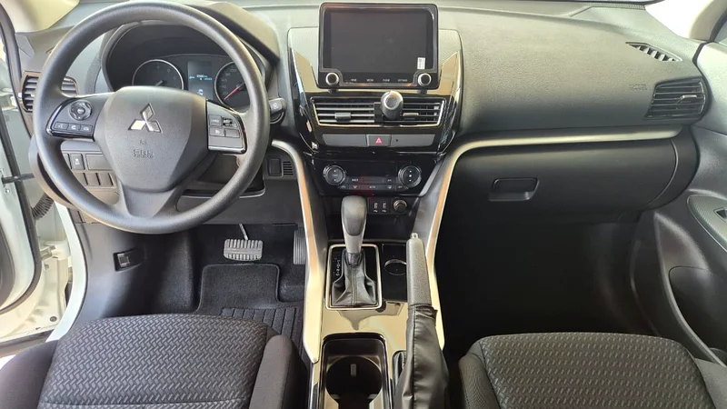 2024 Mitsubishi Eclipse Cross | White | 13,000 km | Immaculate Condition63136837933313113