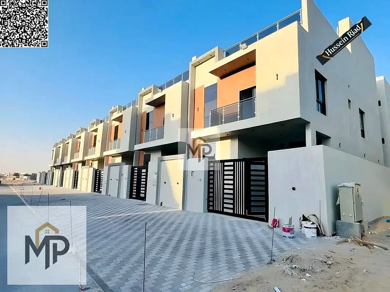 فيلا فاخرة من 3 طوابق للبيع، ملكية حرة مدى الحياة، تشمل رسوم التسجيل ونقل الملكية63904465126529110