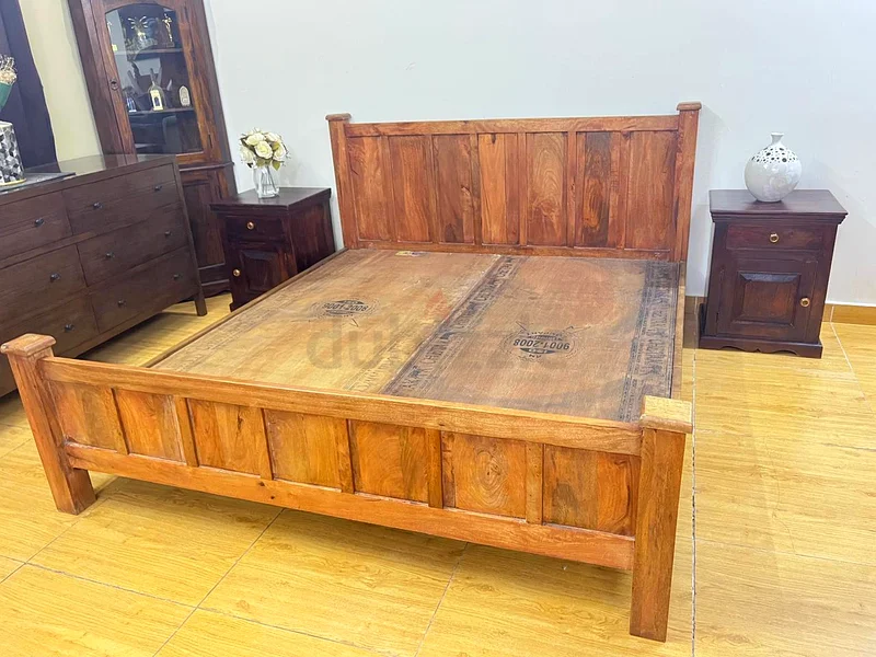 Marina Solid Wood Bedroom Set632218498433311128