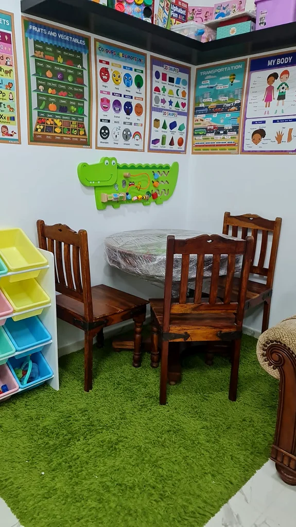 لعبة حائط تفاعلية تمساح من فيجا!632267860213791124