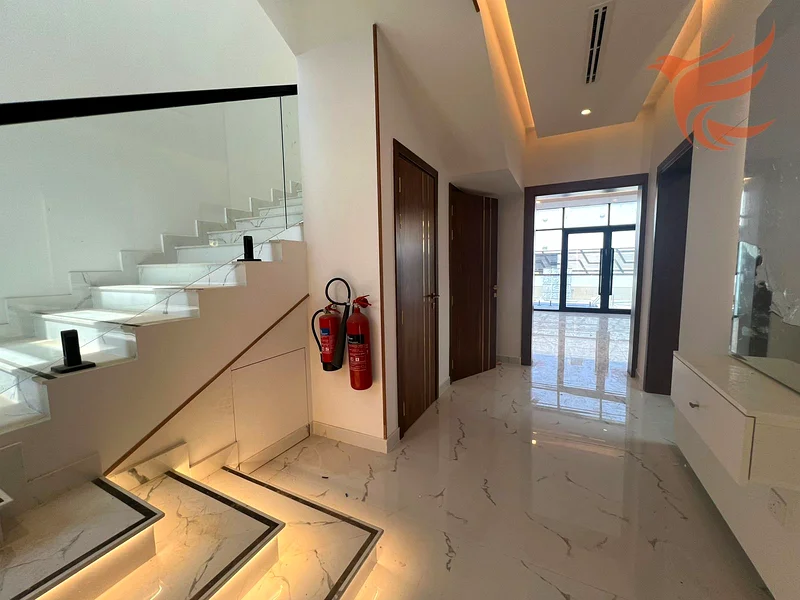 Luxury villa I 3BHK I Unfurnished I Lowest rent63307511091075112