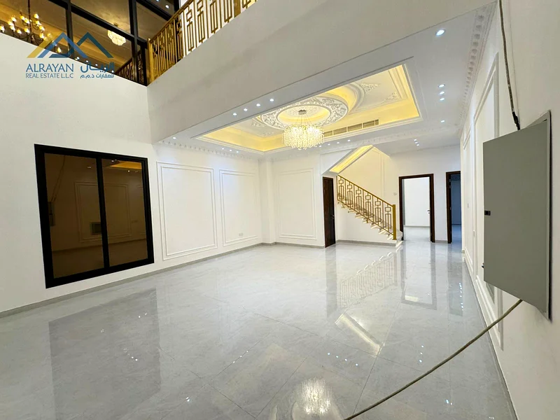 Villa with private pool, central air conditioning, and price including registration fees. Villa with 6 bedrooms, ground floor + 2, excellent location63877279991938114