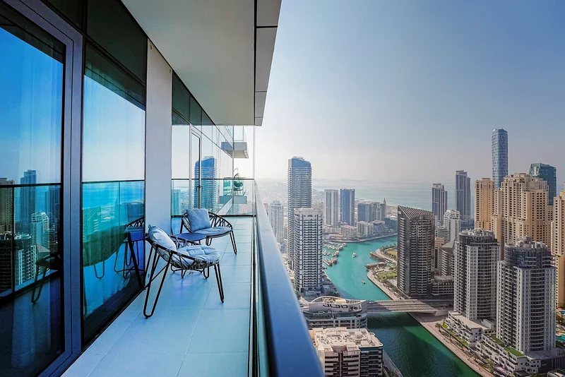 Posh 3BR in Vida Marina w/ Breathtaking Views - High Floor63834092720259113