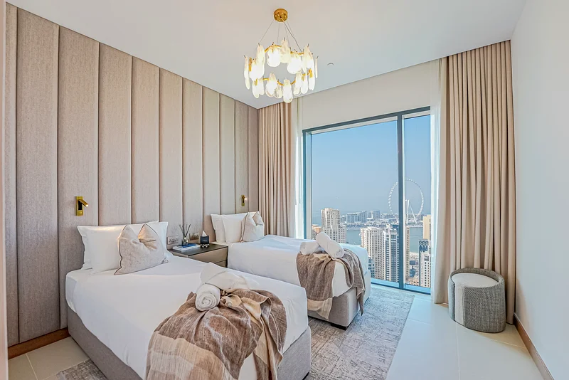 Posh 3BR in Vida Marina w/ Breathtaking Views - High Floor63834092720259114
