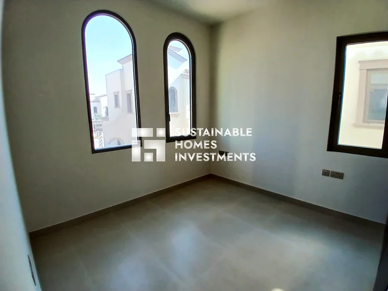 منزل واسع | مجتمع هادئ | استفسر الآن!63310877304323111