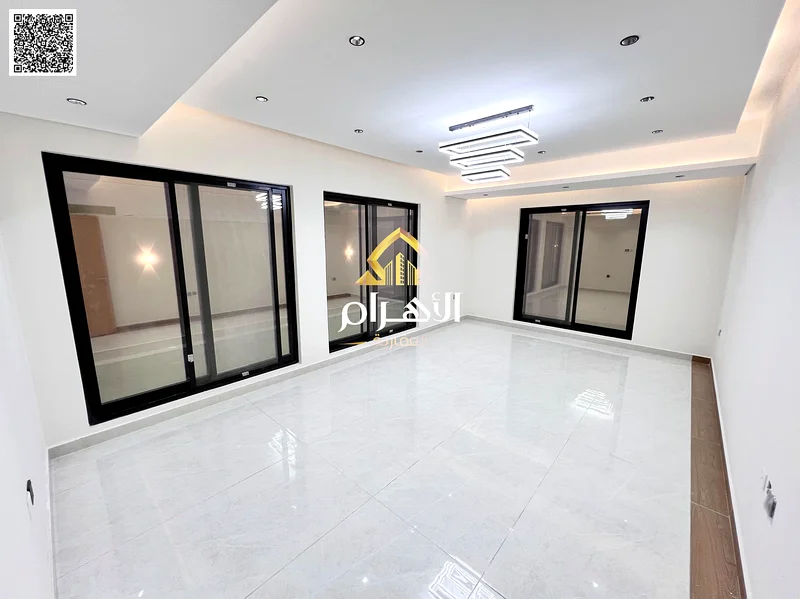 Two-story villa and a roof with a swimming pool, including electricity, water, and air conditioning. Two-story and a roof. A modern villa, freehold fo63905480319618114