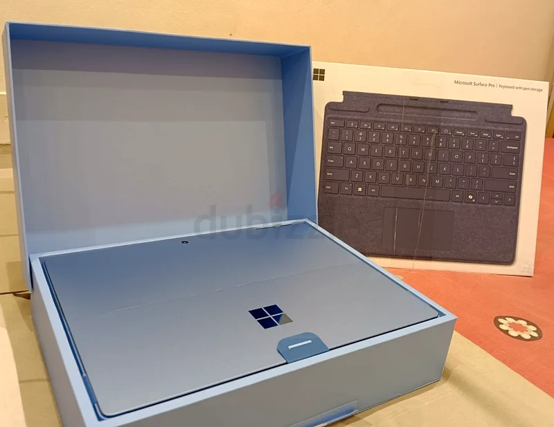 Microsoft Surface Pro 11 Snapdragon X Plus632571203125781122