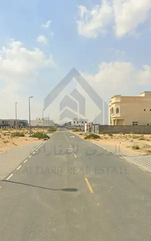 ارض زاوية للبيع  في الحوشي بامارة الشارقة