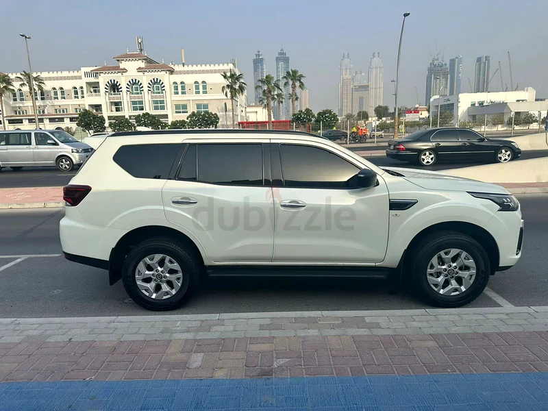 سيارة للبيع (سيارة عائلية)631666263505941123