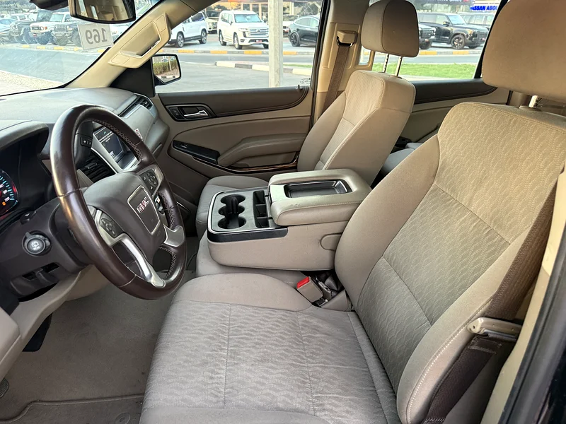 **2020**GMC YUKON DENALI GCC SPEC63175704749569113