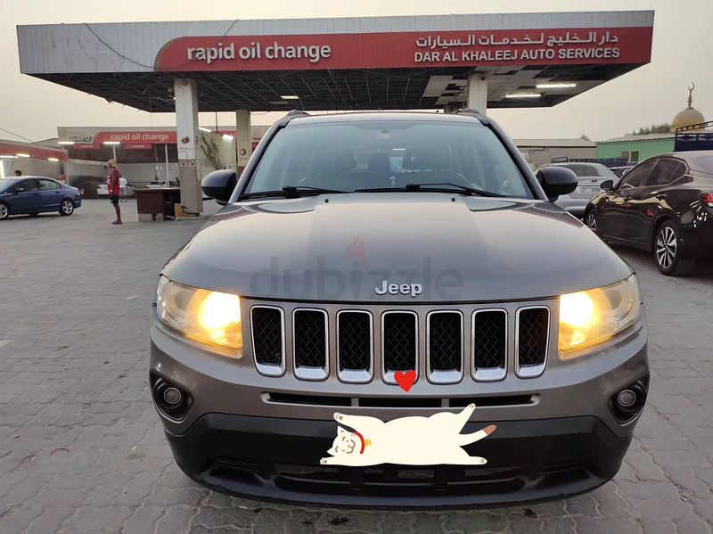 جيب كومباس منطقة الخليج 2.4 لتر محرك بدون حوادث63139215608450113