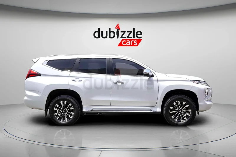 AED 1140/month | 2020 Mitsubishi Montero Sport  | GCC Specs | Ref#33701163224310789123113