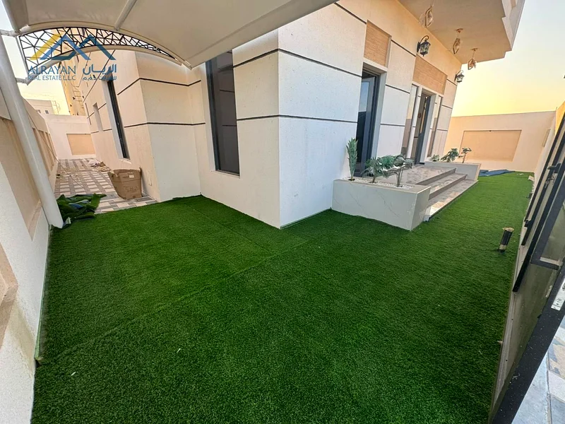 Turnkey villa * including registration fees * with spacious areas and modern finishes *63881804787970114