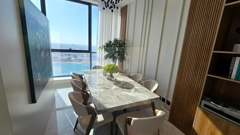 luxurious apartment with a stunning view for sale in La Plage Tower63204217667202111