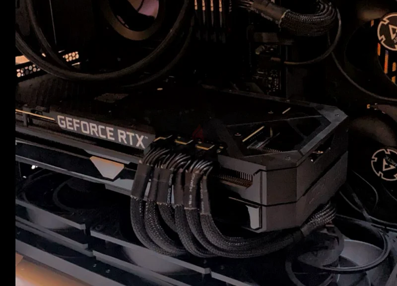 RTX 3080 Ti Asus rog63168045042178112