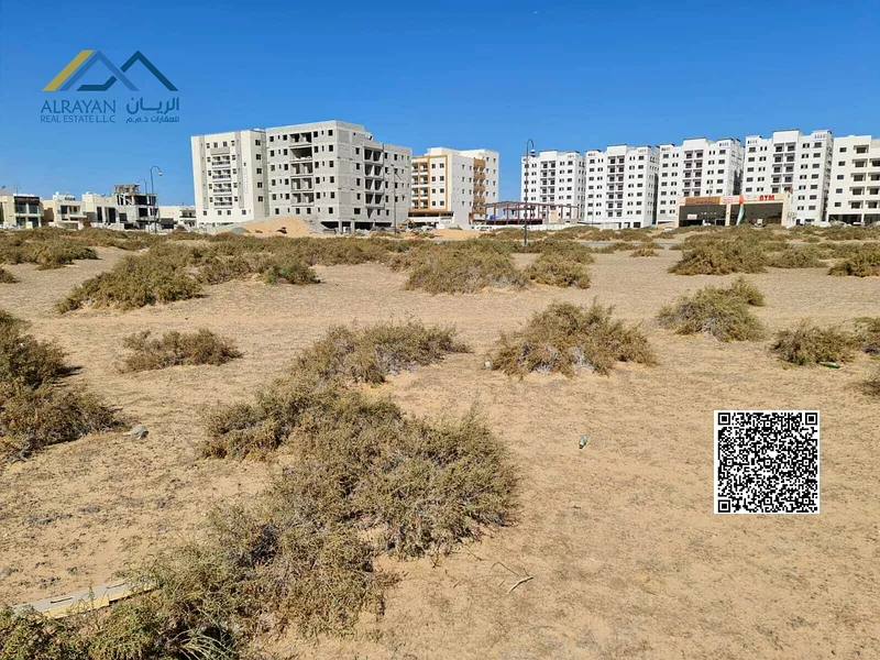 Residential and commercial land in Al-Amirah Village on the main street, ground floor permit + 10 floors, close to all services and facilities63197608520961112